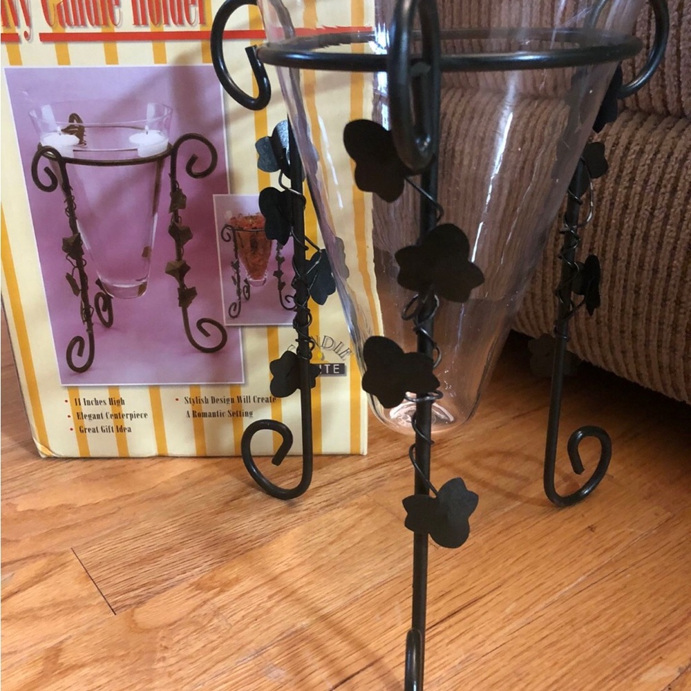 CANDLE BRITE Ivy Candle Holder. DavcoSilver Ltd Home Decor